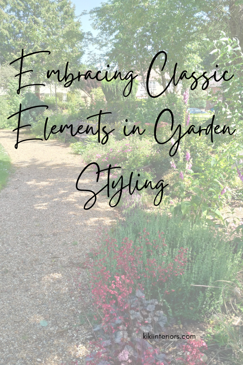 embracing-classic-elements-in-garden-styling